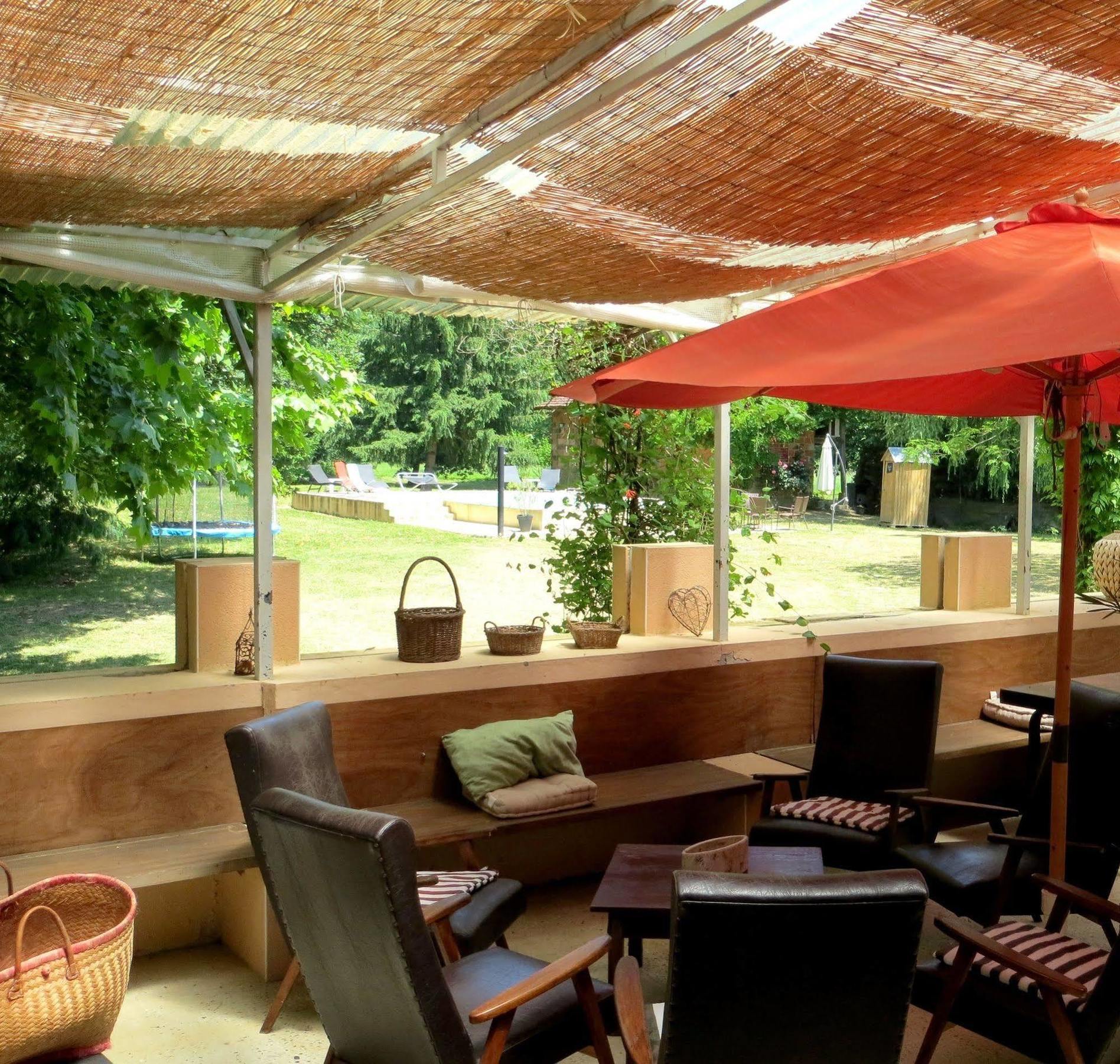 Logis Hotel Le Clos Pite Préchacq Exterior foto